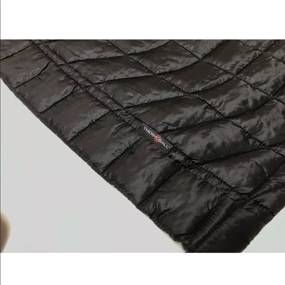 North Face Men’s Thermoball TNF Black - Picture 3 of 5